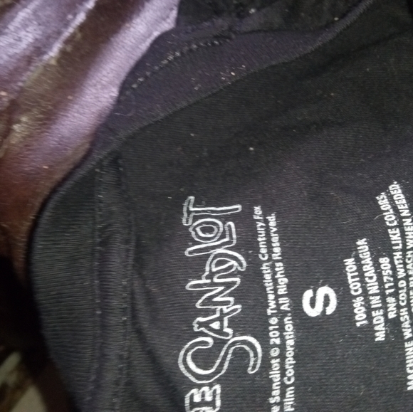 Tv show t shirt - Picture 2 of 2